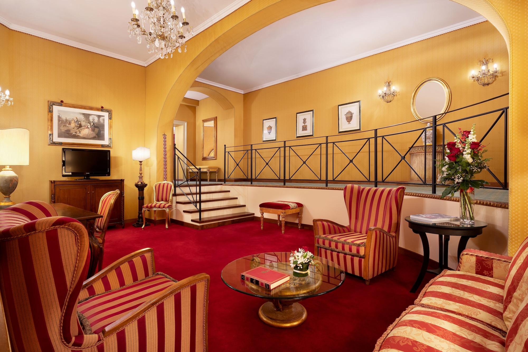 โรงแรมซินา บรูฟานี เปรูจา ภายนอก รูปภาพ The lounge at the Grand Hotel