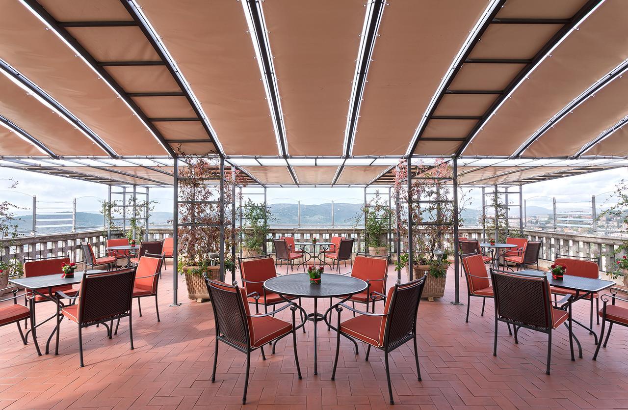 โรงแรมซินา บรูฟานี เปรูจา ภายนอก รูปภาพ The Sky Bar